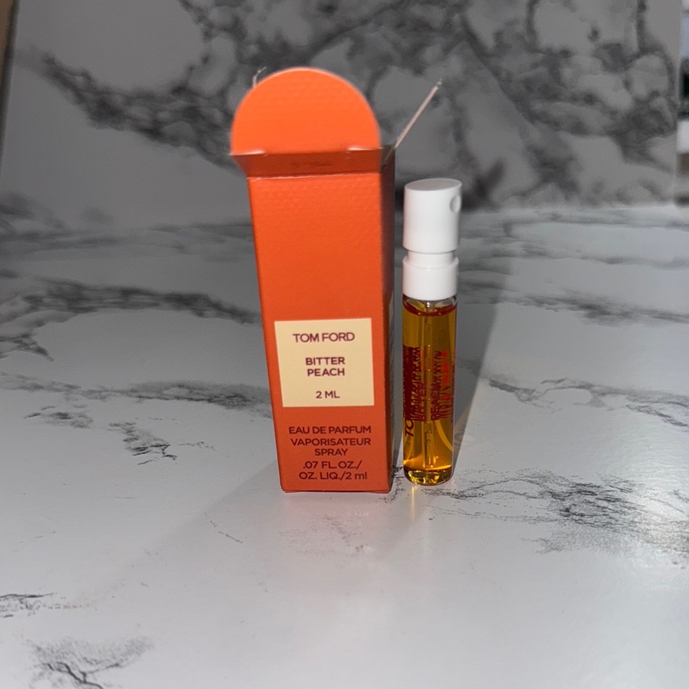 NWT Tom Ford: add 4 single samples to a bundle. Each bundle price is $30